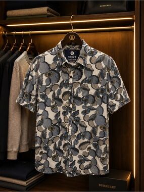 Noize Blue White Floral Short-Sleeve Butt